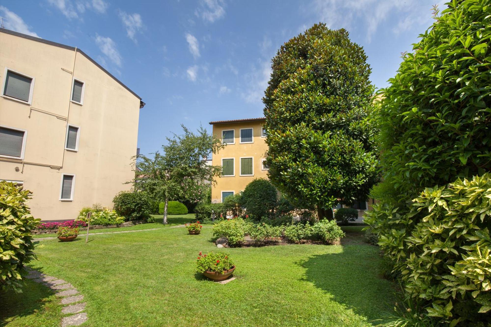 Il Gladio Apartment Verona Exterior photo